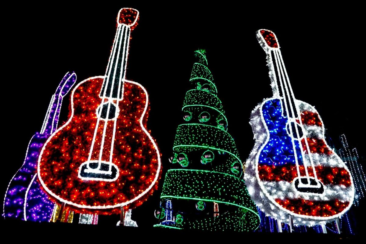 guitar-shaped christmas lights